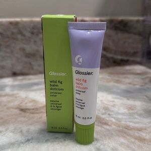 GLOSSIER Wild Fig Balm Dotcom